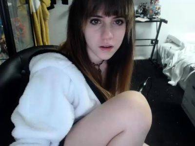 Amateur Webcam Teen Masturbates And Teases on exgirlfriendmovies.com