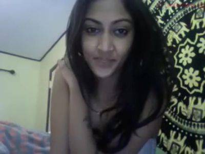 Hot Indian Girl On Her Webcam! (part 1) - India on exgirlfriendmovies.com
